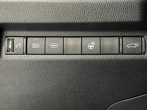 Certified 2025 Toyota RAV4 XLE w/ Convenience Package AWD/4WD image 18