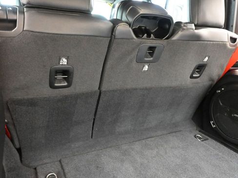 Used 2020 Jeep Wrangler Unlimited Rubicon w/ Quick Order Package 28Y Recon image 14