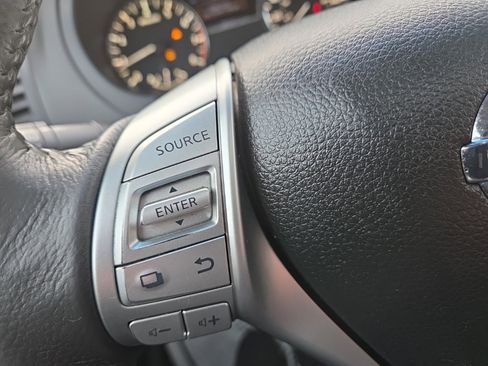 Used 2016 Nissan Altima 2.5 SL w/ 2.5 Technology Package image 29