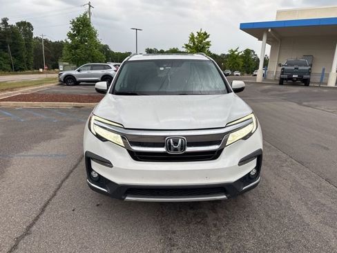 Used 2022 Honda Pilot Touring image 2