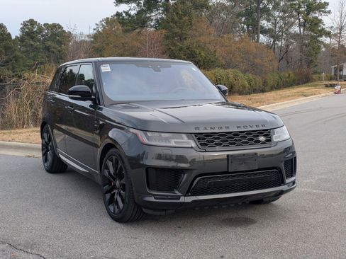 Used 2020 Land Rover Range Rover Sport HST image 3