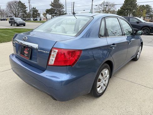 Used 2010 Subaru Impreza 2.5i image 5