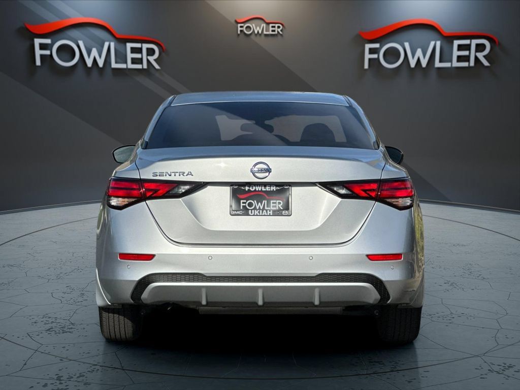 Used 2023 Nissan Sentra S FWD image 4