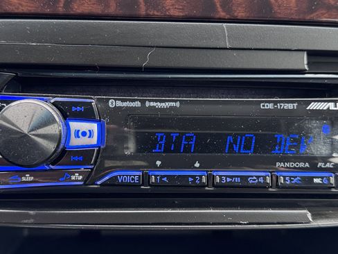 Used 2016 Chevrolet Impala LT image 24