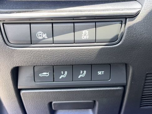 Used 2025 MAZDA MAZDA3 s FWD image 16