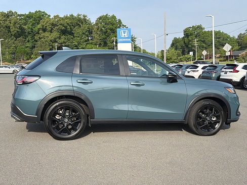 Used 2024 Honda HR-V Sport image 2