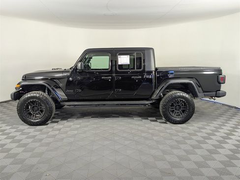 Used 2022 Jeep Gladiator Sport image 4