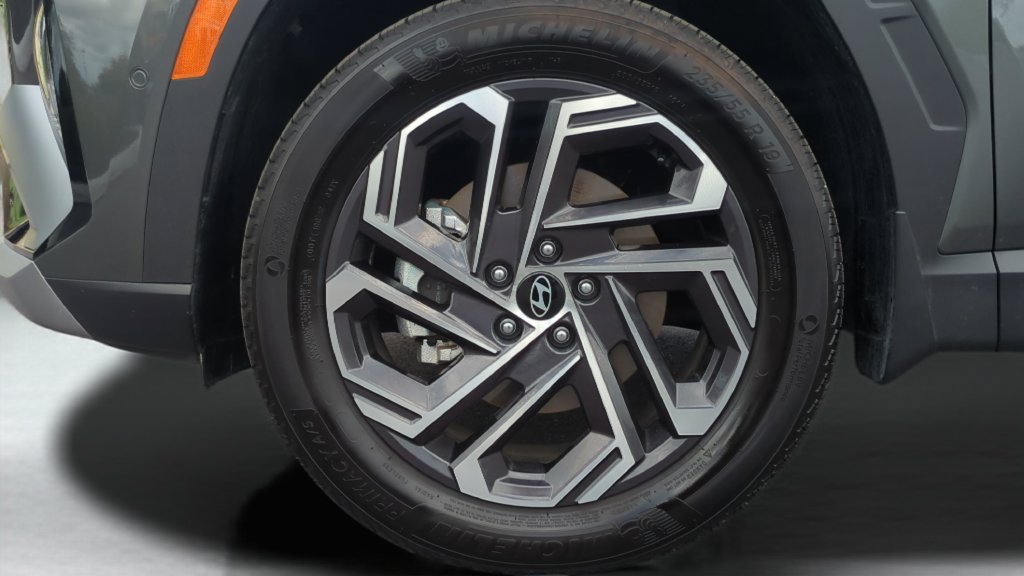 Certified 2026 Hyundai Tucson Limited AWD/4WD image 28