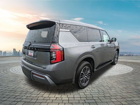 New 2025 Nissan Armada SL w/ Captain's Chari Seat Package image 4