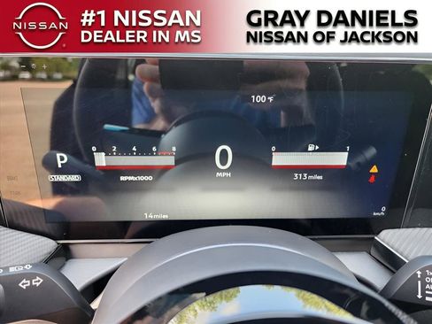 New 2025 Nissan Kicks SR w/ SR Premium Package AWD/4WD image 6