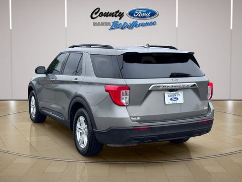 Used 2020 Ford Explorer XLT RWD image 6