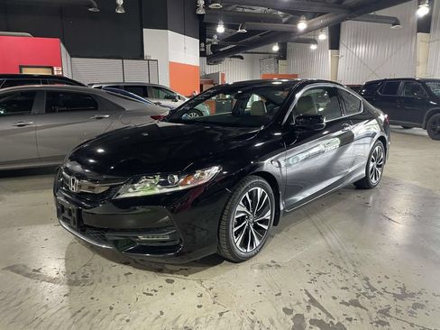Used 2017 Honda Accord EX-L image 3