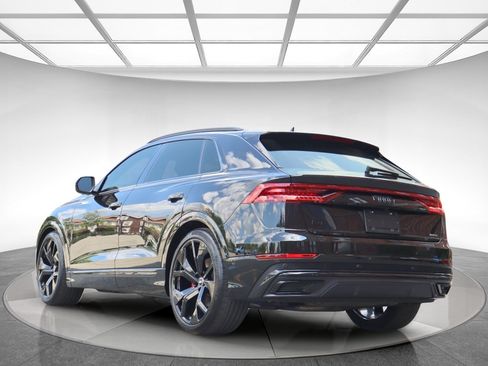 Used 2023 Audi Q8 Premium Plus AWD/4WD image 8