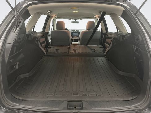 Used 2018 Subaru Outback 2.5i Premium AWD/4WD image 20