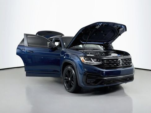 Used 2023 Volkswagen Atlas Cross Sport SEL R-Line AWD/4WD image 22