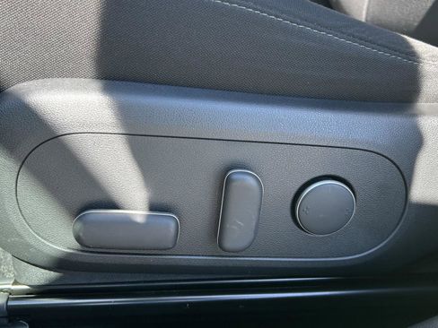 Certified 2024 Hyundai Kona SEL image 12