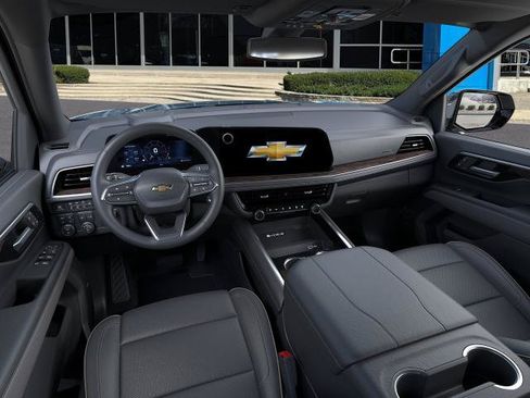 New 2026 Chevrolet Suburban Premier w/ Sun And Tow Package AWD/4WD image 15