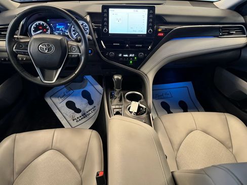 Used 2023 Toyota Camry XLE w/ Cold Weather Package FWD image 9