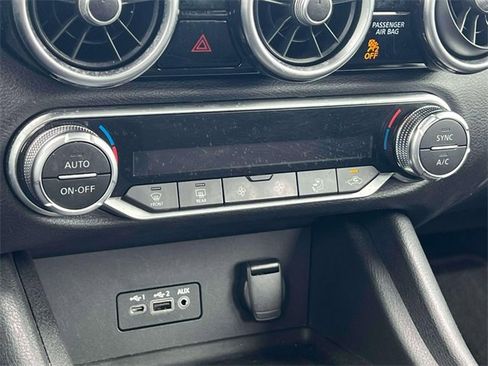 Used 2020 Nissan Sentra SV image 31