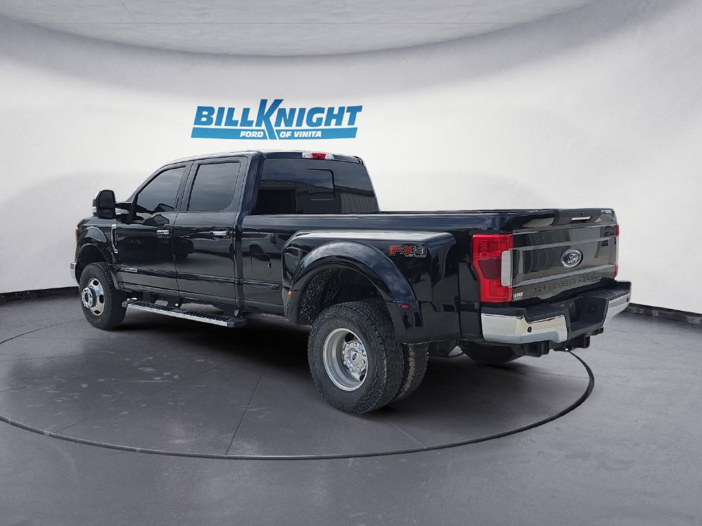 Used 2019 Ford F350 Lariat w/ Lariat Ultimate Package AWD/4WD image 3