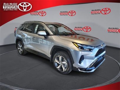 New 2025 Toyota RAV4 SE