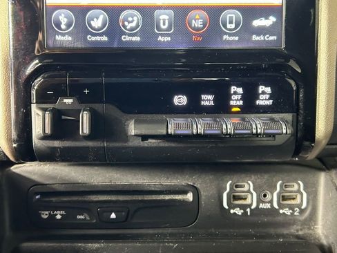 Used 2019 RAM 2500 Laramie w/ Night Edition AWD/4WD image 21