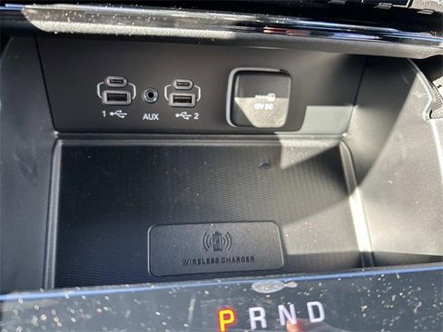 New 2025 Jeep Grand Cherokee Altitude image 10