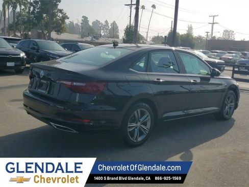 Used 2020 Volkswagen Jetta R-Line image 7