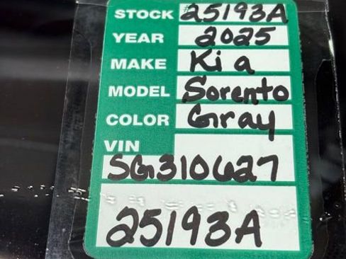 Used 2025 Kia Sorento X-Line EX image 25