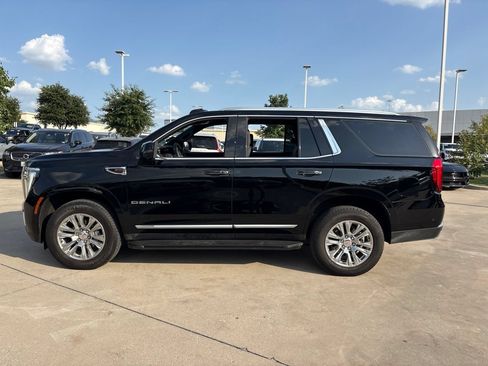 Used 2025 GMC Yukon Denali AWD/4WD image 8