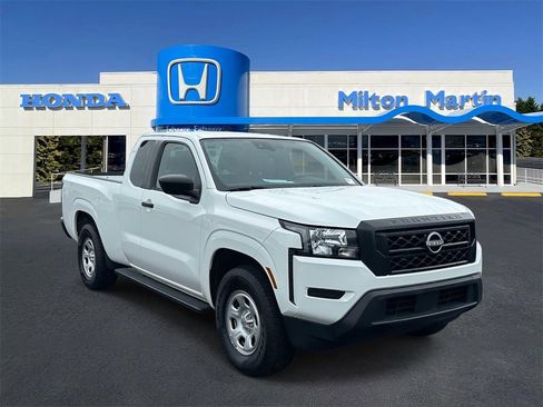 Used 2022 Nissan Frontier S image 1