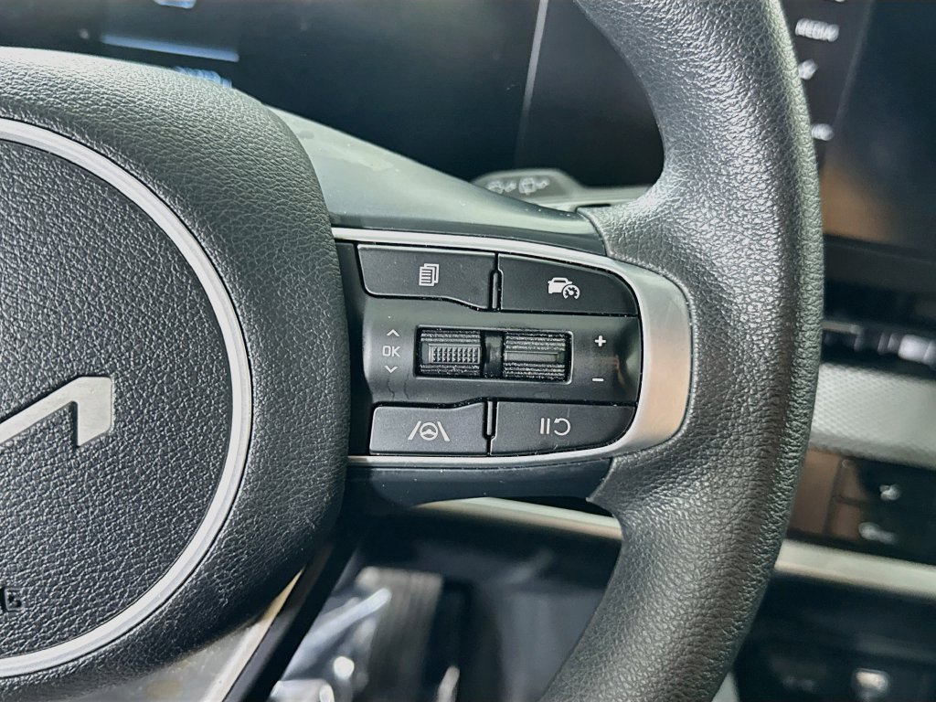 Used 2023 Kia Sportage LX AWD/4WD image 23