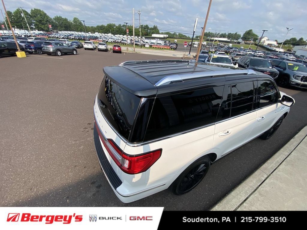 Used 2020 Lincoln Navigator Reserve w/ Equipment Group 208A Reserve AWD/4WD image 23