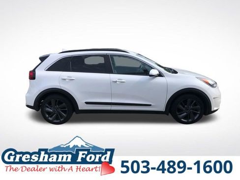 Used 2017 Kia Niro FWD image 10