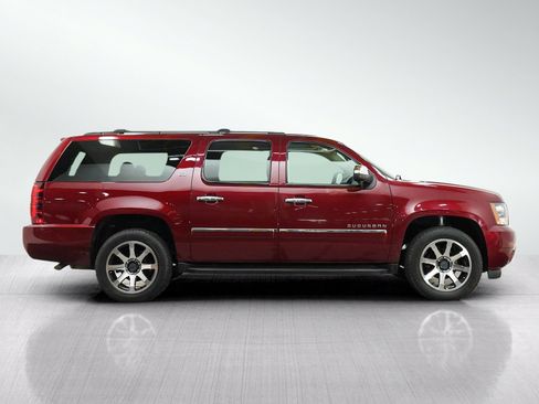 Used 2011 Chevrolet Suburban LTZ AWD/4WD image 6