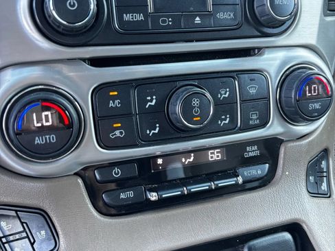 Used 2017 GMC Yukon SLT RWD image 19