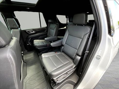 Used 2024 Chevrolet Tahoe Z71 w/ Luxury Package AWD/4WD image 21