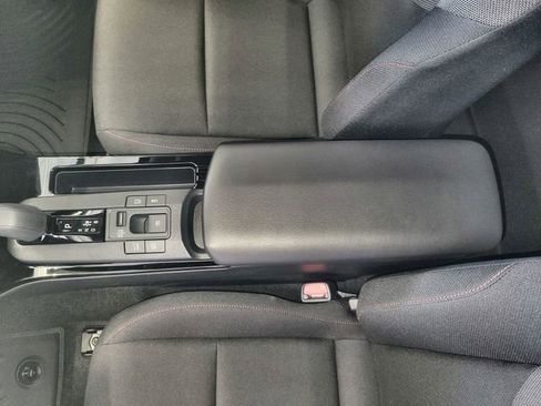 New 2026 Toyota Prius Plug-In Hybrid FWD image 21