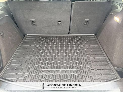 Certified 2023 Lincoln Corsair Reserve w/ Equipment Group 201A AWD/4WD image 30