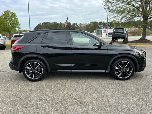 Used 2023 INFINITI QX50 Sport image 4