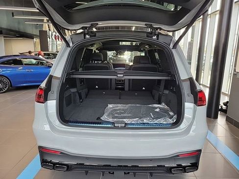 New 2025 Mercedes-Benz GLS 63 AMG 4MATIC image 4