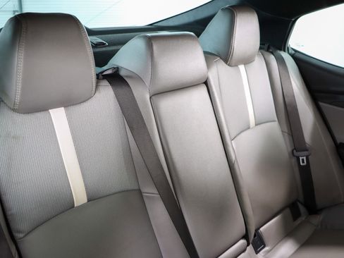 Used 2025 Toyota Camry SE FWD image 26