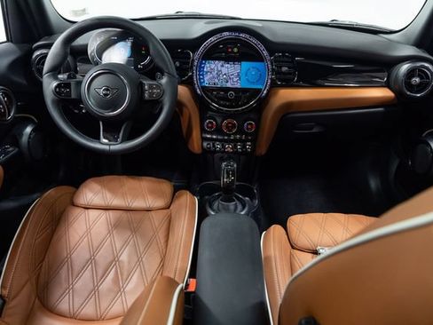 Used 2024 MINI Cooper S w/ Signature Upholstery Package FWD image 22