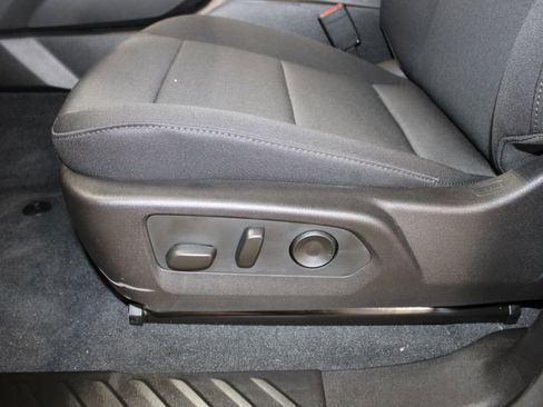 New 2025 Chevrolet Colorado W/T w/ WT Custom Package image 19