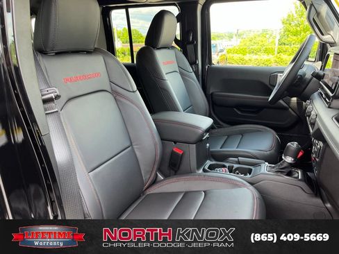 New 2026 Jeep Wrangler Unlimited Rubicon AWD/4WD image 27