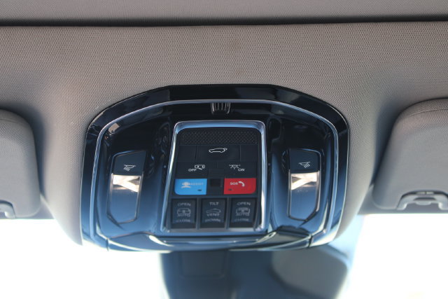 Used 2023 Jeep Grand Wagoneer L 4WD w/ Flexible Seating Group image 20