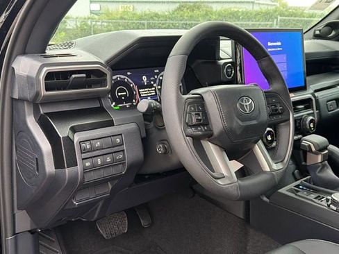 New 2026 Toyota 4Runner Limited AWD/4WD image 19
