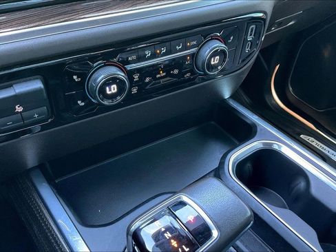 Used 2022 Chevrolet Silverado 1500 RST w/ Convenience Package II RWD image 25