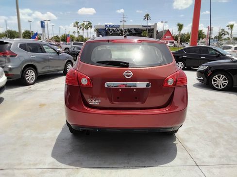 Used 2015 Nissan Rogue S image 5