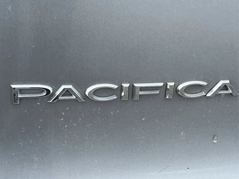 Used 2021 Chrysler Pacifica Limited w/ Premium & Safety Sphere Group AWD/4WD image 30